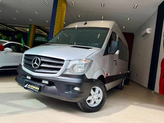 MERCEDES-BENZ SPRINTER 2.2 CDI DIESEL VAN 415 TA LONGO 16L MANUAL